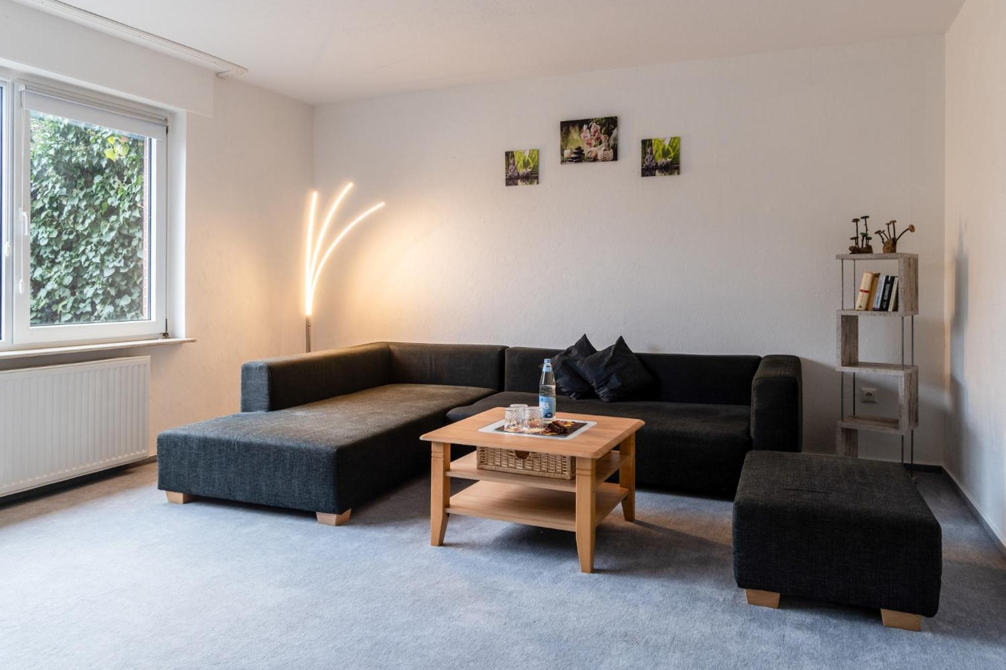 Smile Apartment Tiddische Exterior photo